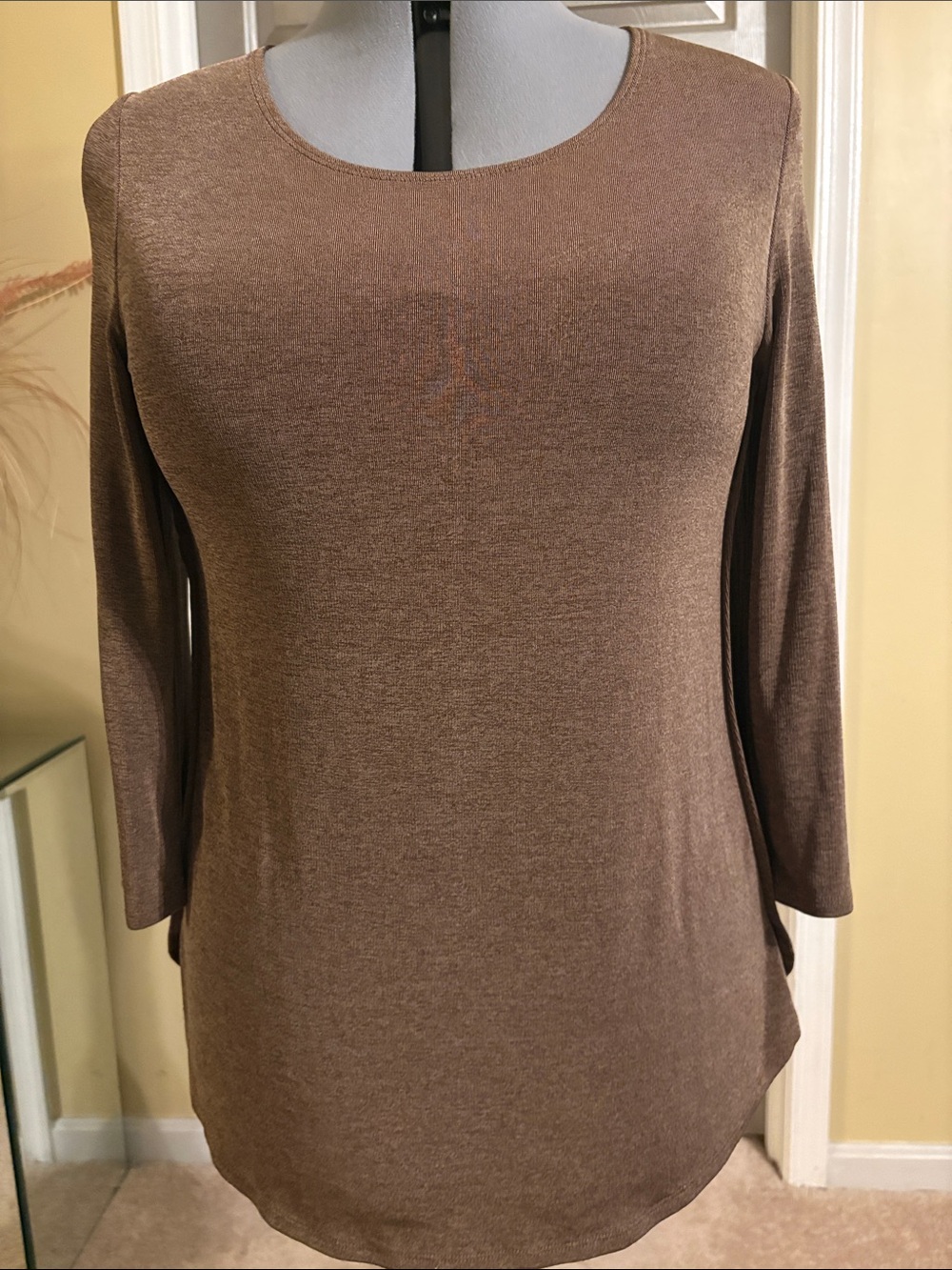 Chico’s Traveler’s Basic Brown Scoop Neck Top, 3/4 sleeve